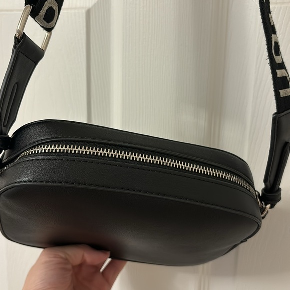 Urban Outfitters Instax Camera Crossbody Bag - Picture 4 of 4